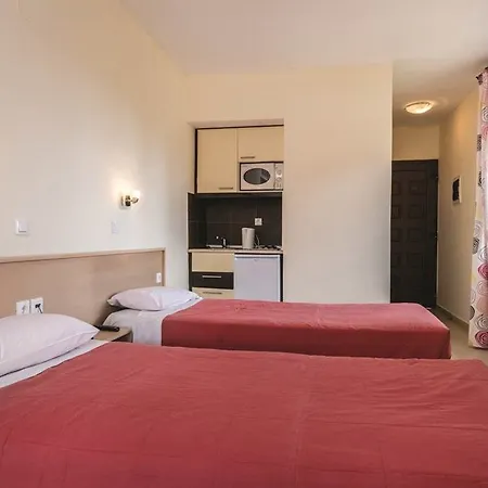 Kamari Acharavi (Corfu)